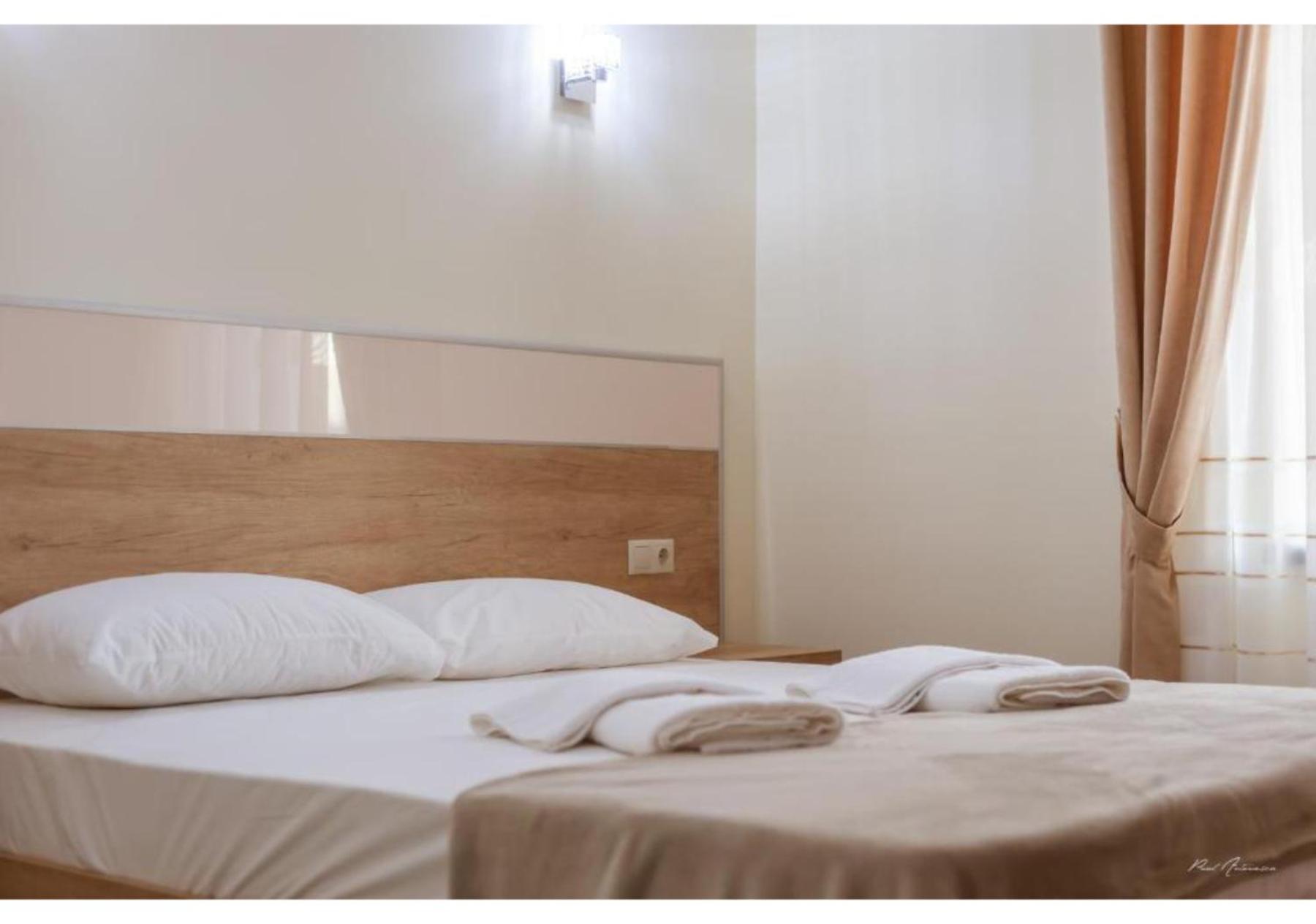 Luxury Apartment Питешти Экстерьер фото