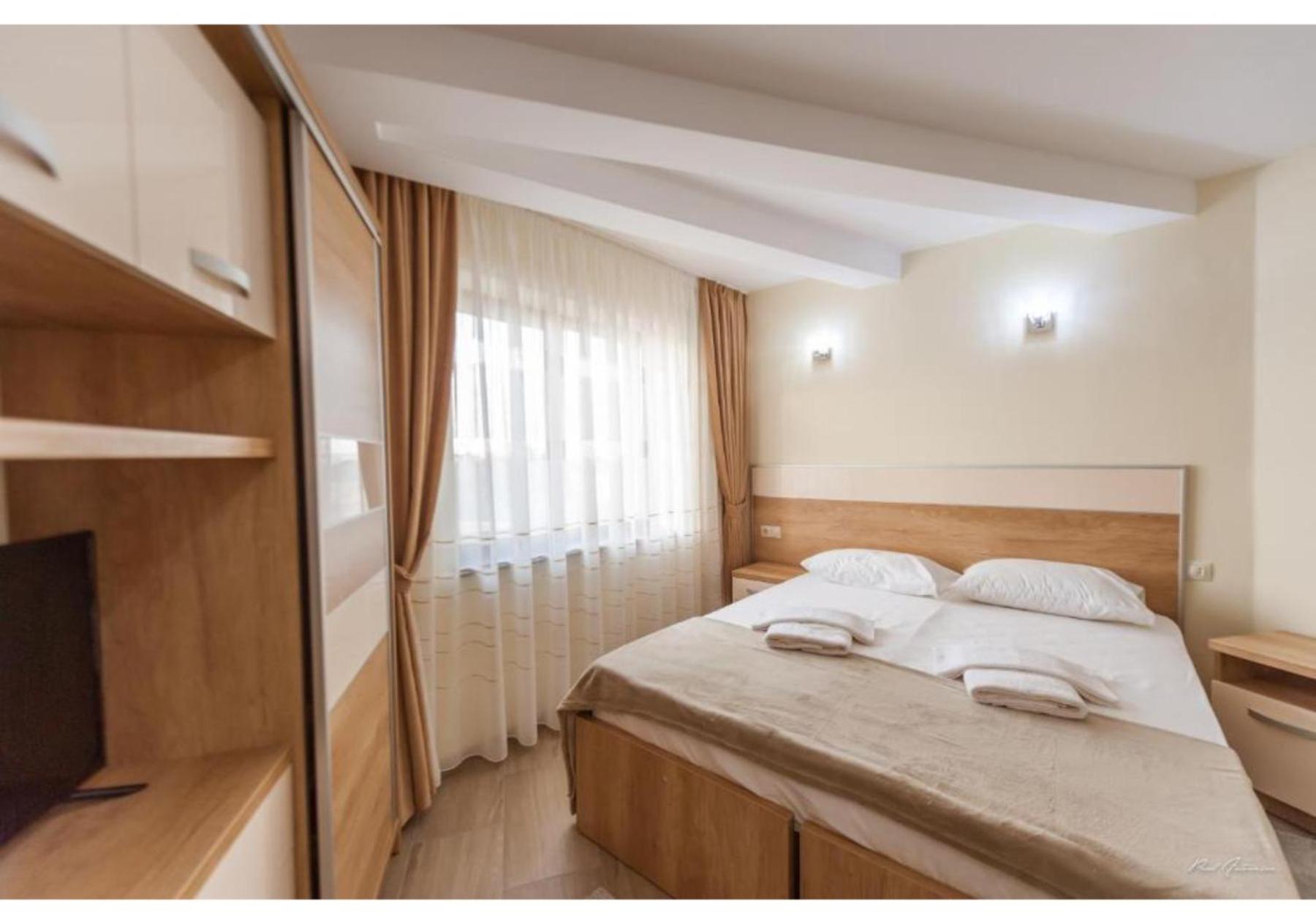 Luxury Apartment Питешти Экстерьер фото
