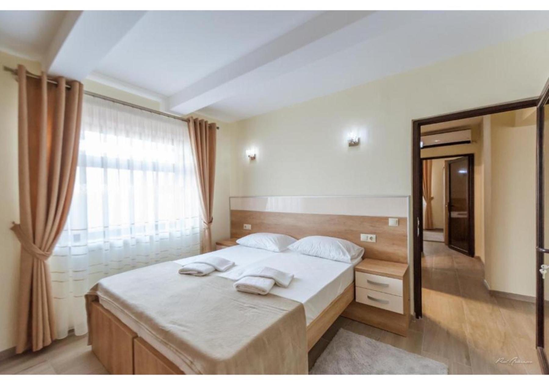 Luxury Apartment Питешти Экстерьер фото